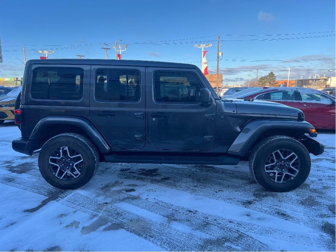 2025 Jeep Wrangler Sahara 4x4 V6 Demonstrator *LTHR *POWER SKYTOP Photo
