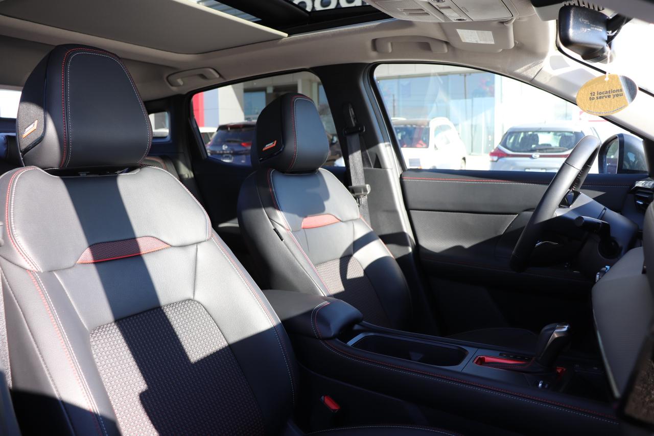 2025 Nissan Kicks SR PREMIUM AWD NO ACCIDENTS 1 OWNER OFF LEASE Photo