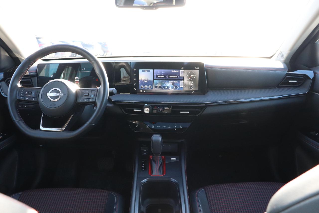 2025 Nissan Kicks SR PREMIUM AWD NO ACCIDENTS 1 OWNER OFF LEASE Photo