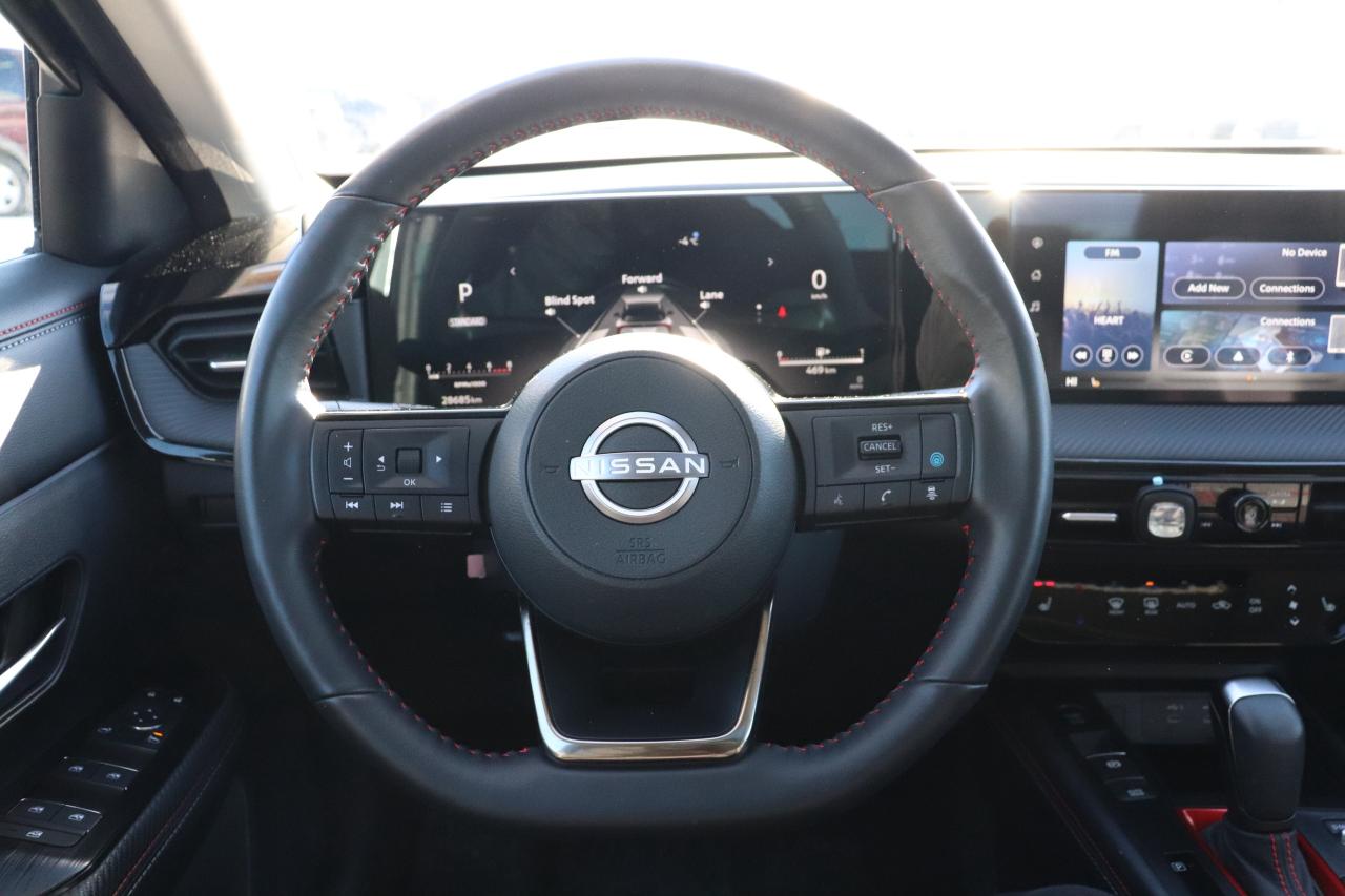 2025 Nissan Kicks SR PREMIUM AWD NO ACCIDENTS 1 OWNER OFF LEASE Photo