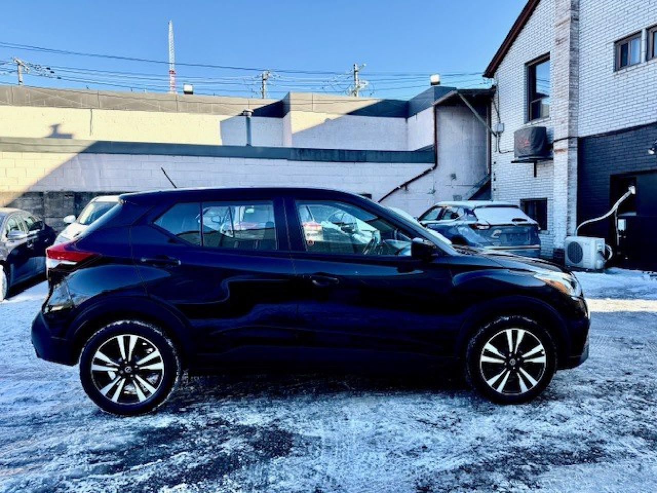2020 Nissan Kicks SV, APPLE CARPLAY, HEATED SEATS, PUSH BUTTON, SIRI Photo3