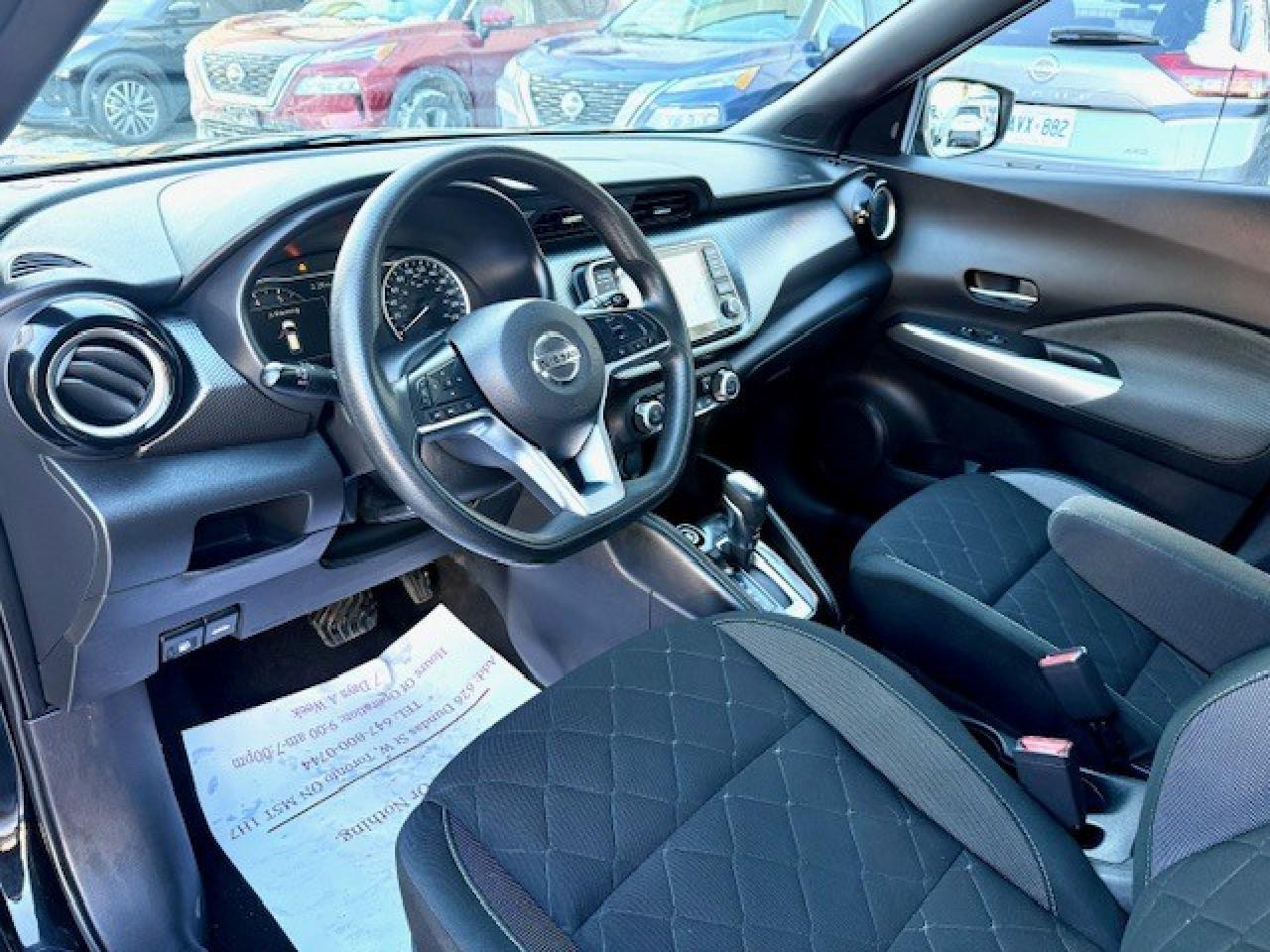 2020 Nissan Kicks SV, APPLE CARPLAY, HEATED SEATS, PUSH BUTTON, SIRI Photo