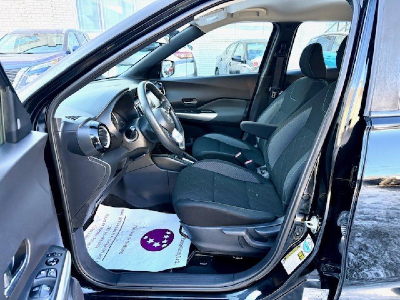 2020 Nissan Kicks SV, APPLE CARPLAY, HEATED SEATS, PUSH BUTTON, SIRI Photo