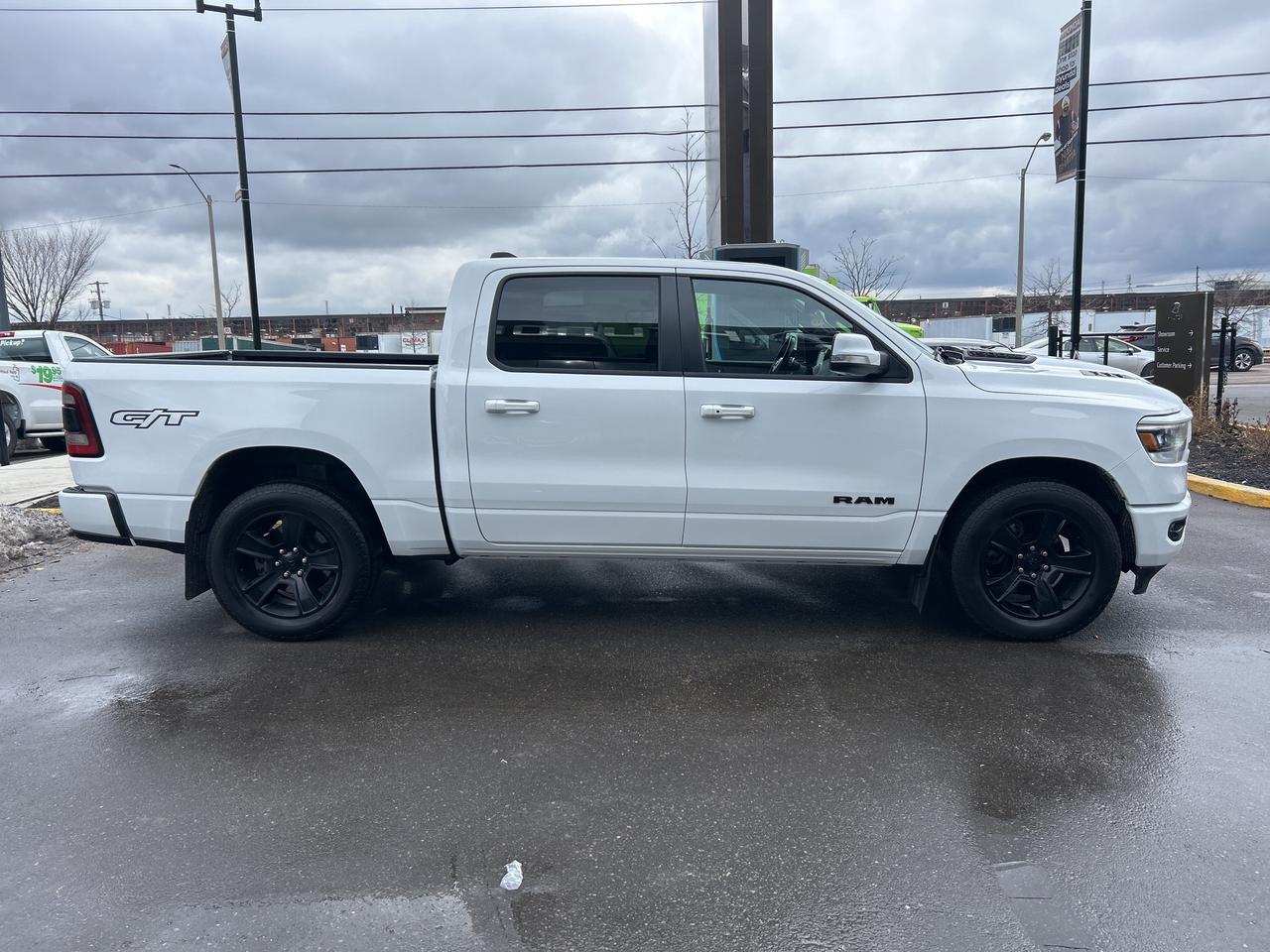 2022 RAM 1500 Sport 4x4 Crew Cab 5'7  Box   CLEAN CARFAX Photo