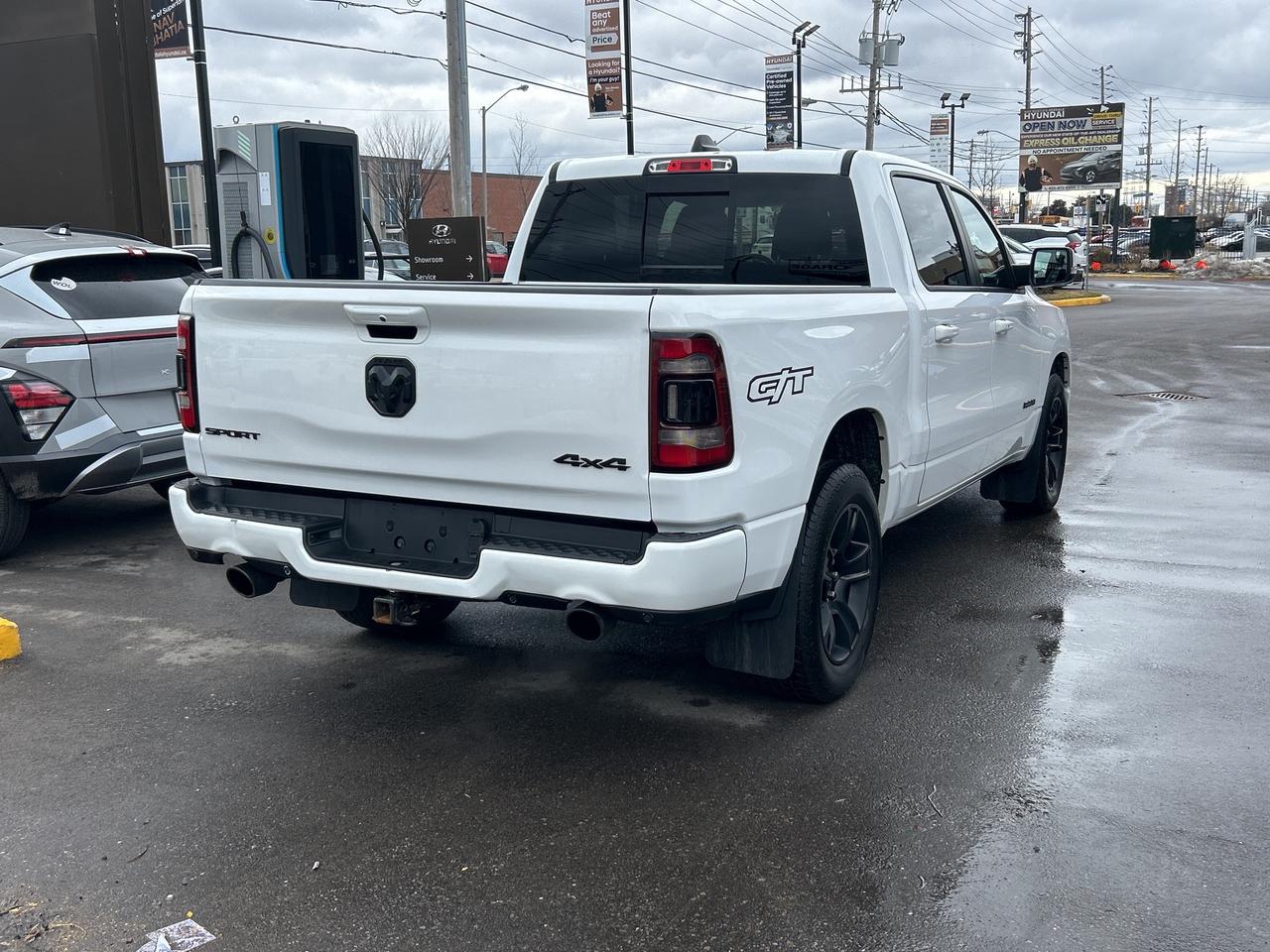 2022 RAM 1500 Sport 4x4 Crew Cab 5'7  Box   CLEAN CARFAX Photo