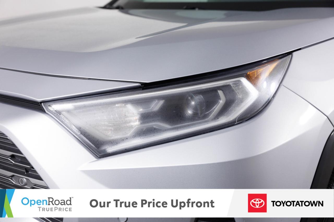 2020 Toyota RAV4 Hybrid XSE TECHNOLOGY PACKAGE! ACCIDENT FREE! ELIGIBLE FO Photo