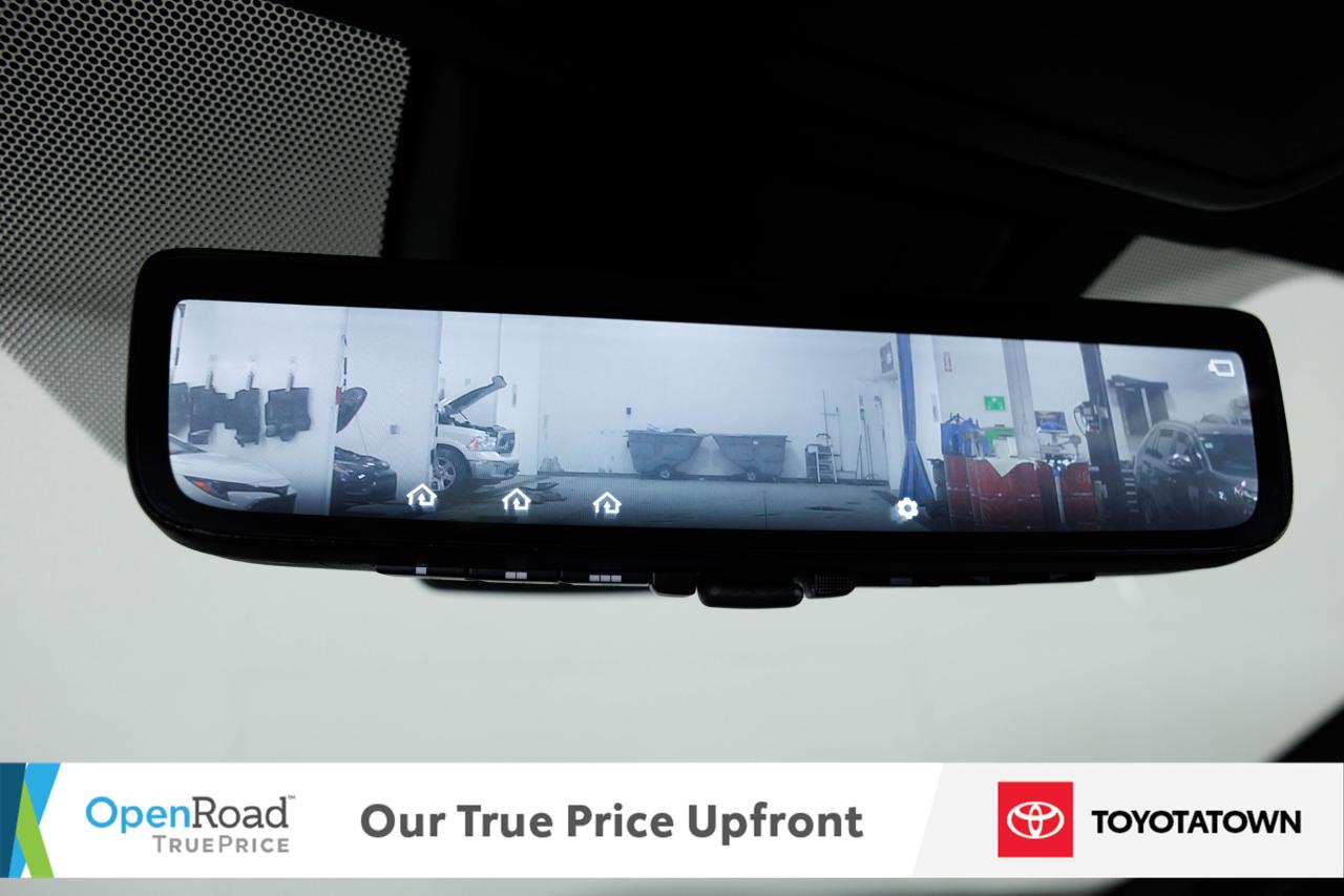 2020 Toyota RAV4 Hybrid XSE TECHNOLOGY PACKAGE! ACCIDENT FREE! ELIGIBLE FO Photo