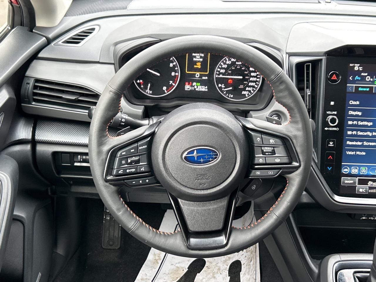 2025 Subaru Crosstrek Limited AWD   CLEAN CARFAX   ONE OWNER Photo