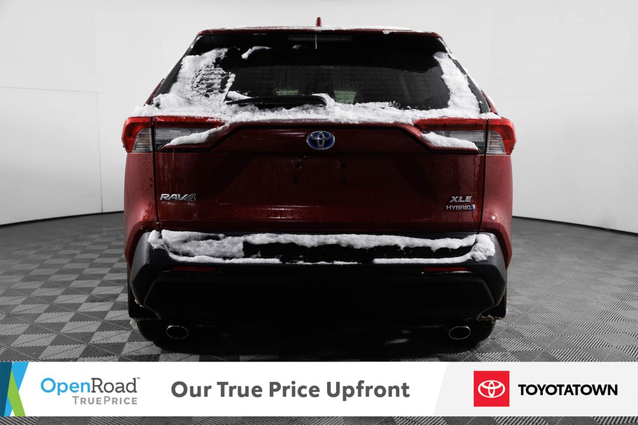 2024 Toyota RAV4 Hybrid XLE! CERTIFIED PRE OWNED! ACCIDENT FREE! ELIGIBLE Photo