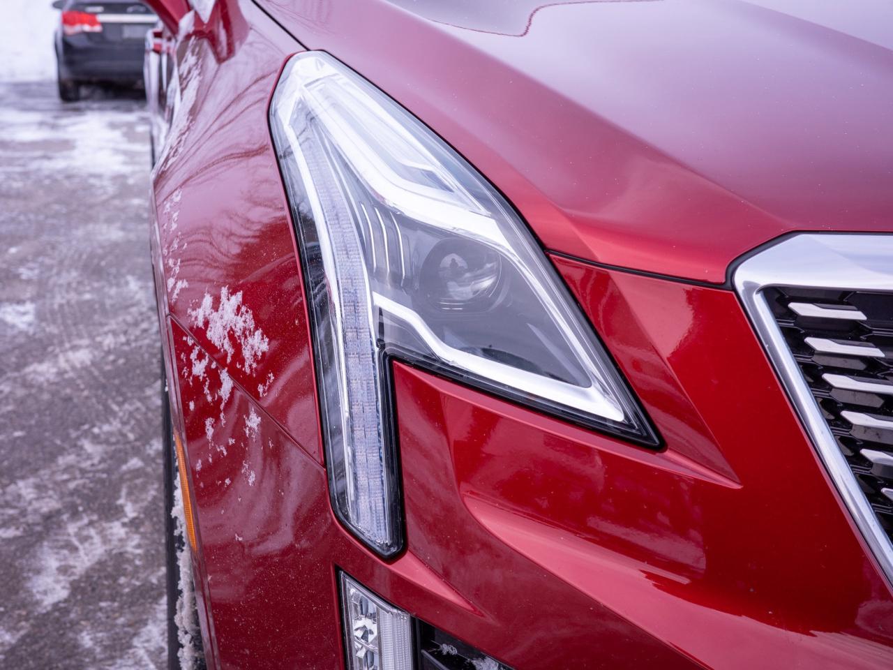 2024 Cadillac XT5 FWD Luxury- Heated Steering Photo