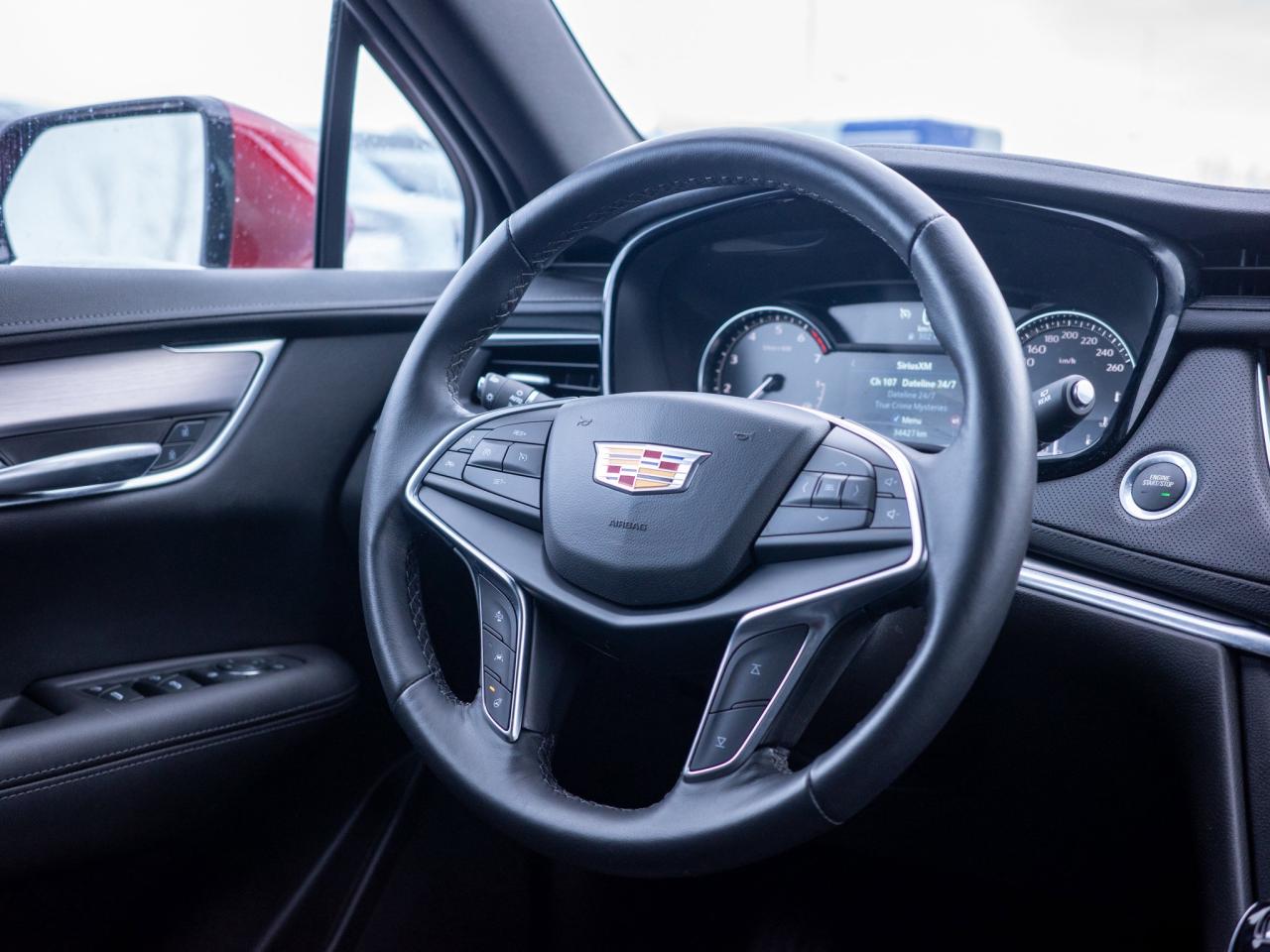 2024 Cadillac XT5 FWD Luxury- Heated Steering Photo