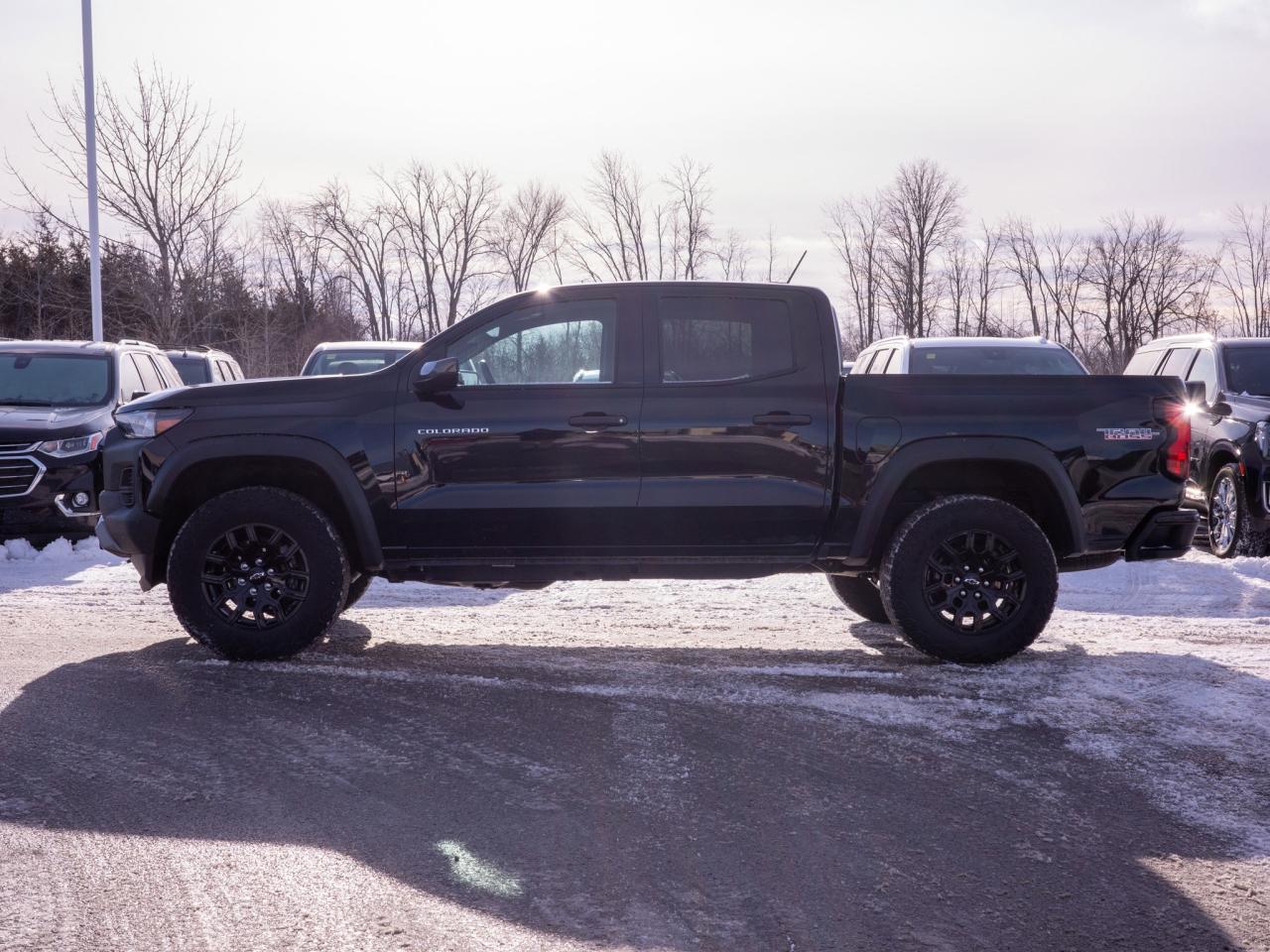 2025 Chevrolet Colorado 4WD Trail Boss- Lane Keeping Assist Heated Mirrors Photo