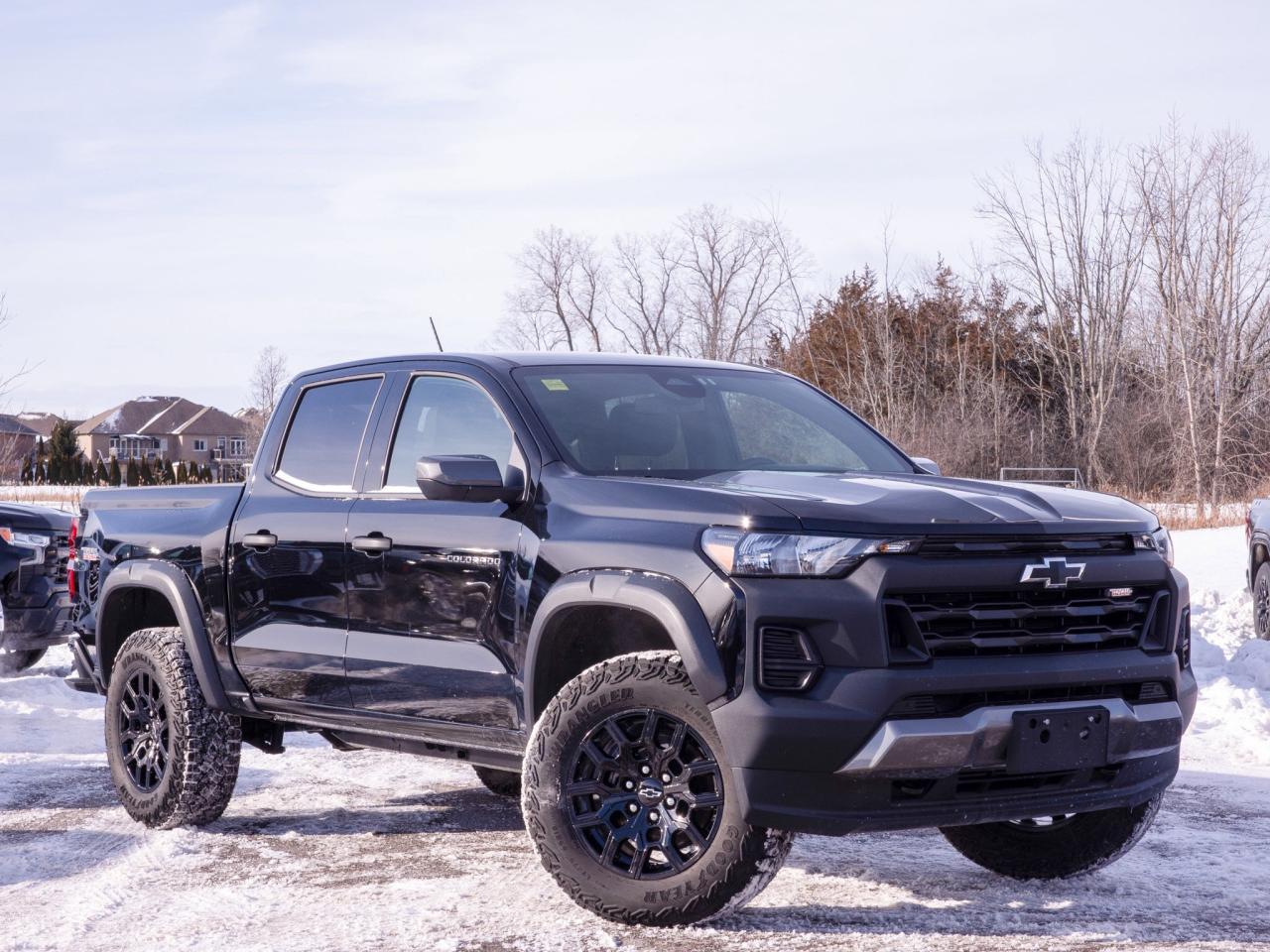 2025 Chevrolet Colorado 4WD Trail Boss- Lane Keeping Assist Heated Mirrors Photo