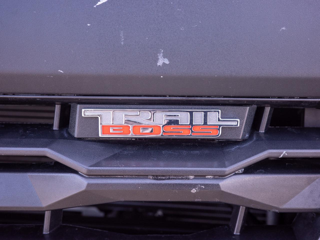 2025 Chevrolet Colorado 4WD Trail Boss- Lane Keeping Assist Heated Mirrors Photo