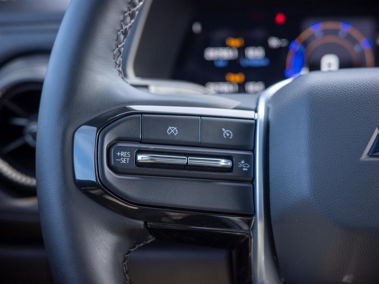 2025 Chevrolet Colorado 4WD Trail Boss- Lane Keeping Assist Heated Mirrors Photo