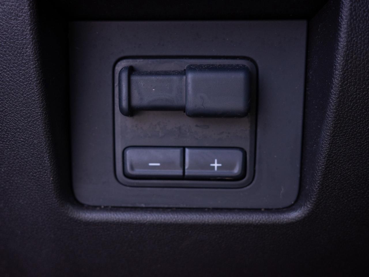 2025 Chevrolet Colorado 4WD Trail Boss- Lane Keeping Assist Heated Mirrors Photo