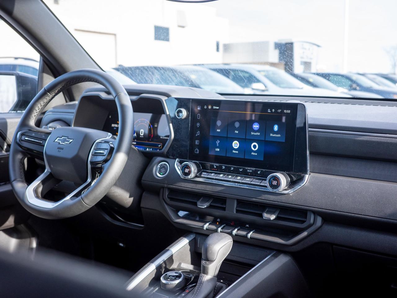 2025 Chevrolet Colorado 4WD Trail Boss- Lane Keeping Assist Heated Mirrors Photo