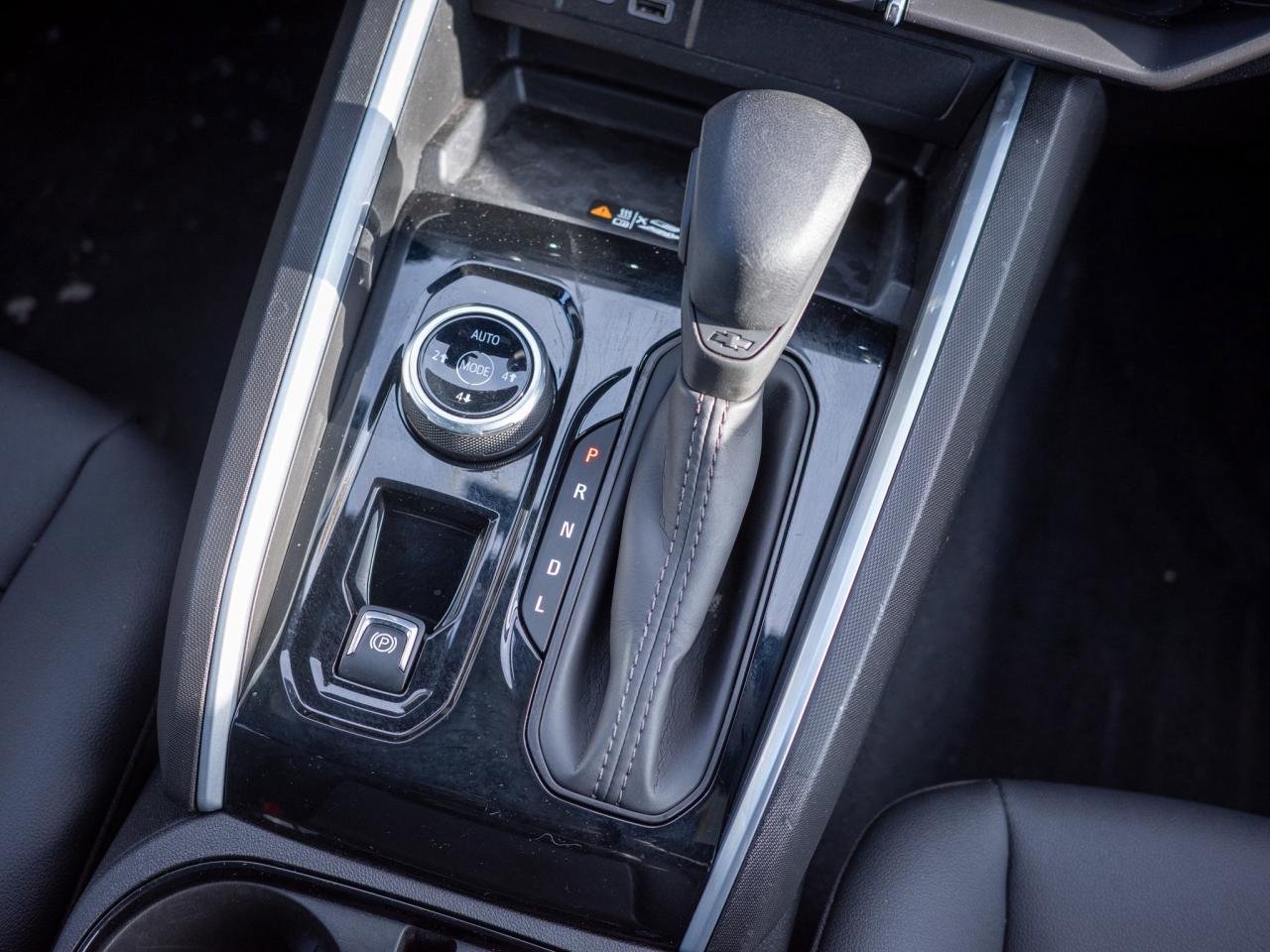 2025 Chevrolet Colorado 4WD Trail Boss- Lane Keeping Assist Heated Mirrors Photo