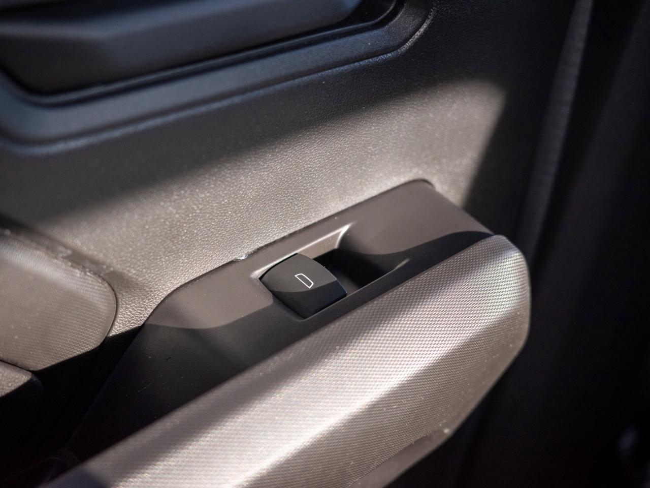 2025 Chevrolet Colorado 4WD Trail Boss- Lane Keeping Assist Heated Mirrors Photo