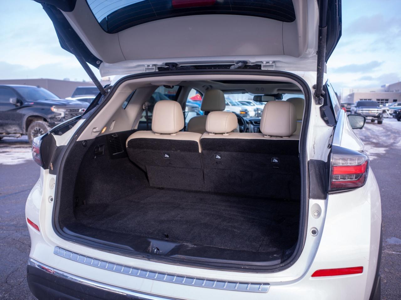 2020 Nissan Murano SL - Heated Steering Wheel Photo