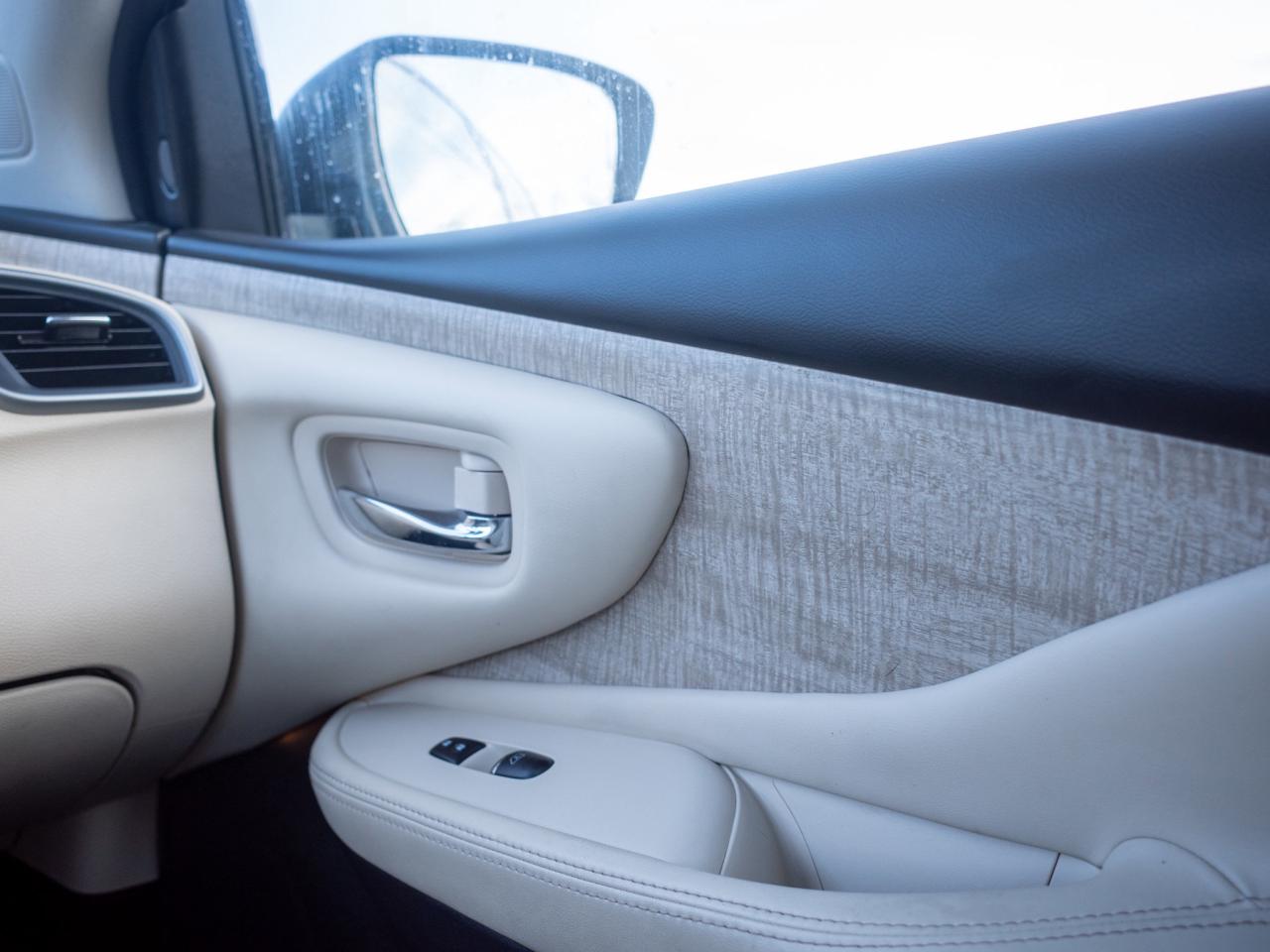 2020 Nissan Murano SL - Heated Steering Wheel Photo