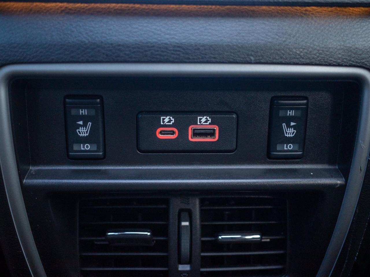 2020 Nissan Murano SL - Heated Steering Wheel Photo