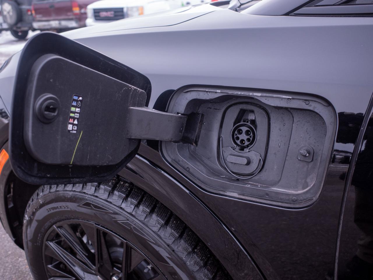 2025 Chevrolet Equinox EV RS- Heated Steering Wheel,360° Camera Photo