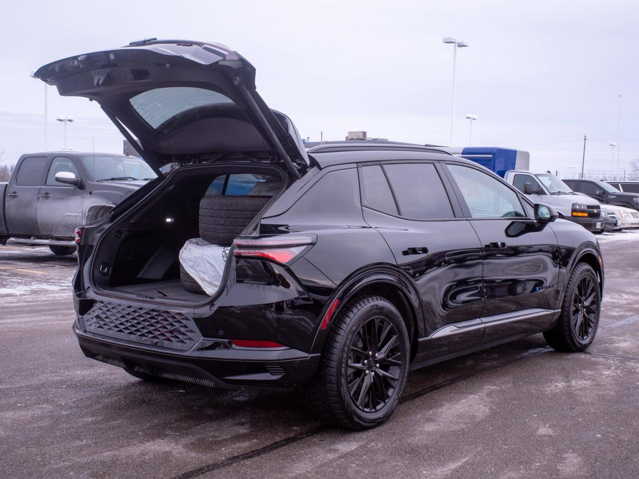 2025 Chevrolet Equinox EV RS- Heated Steering Wheel,360° Camera Photo