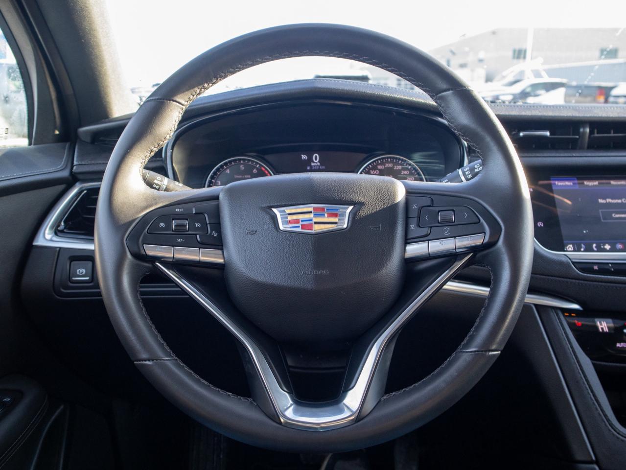 2023 Cadillac XT6 AWD Luxury - Sun/Moon Roof Photo