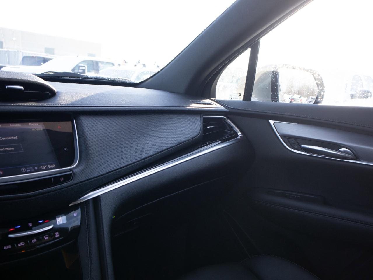 2023 Cadillac XT6 AWD Luxury - Sun/Moon Roof Photo