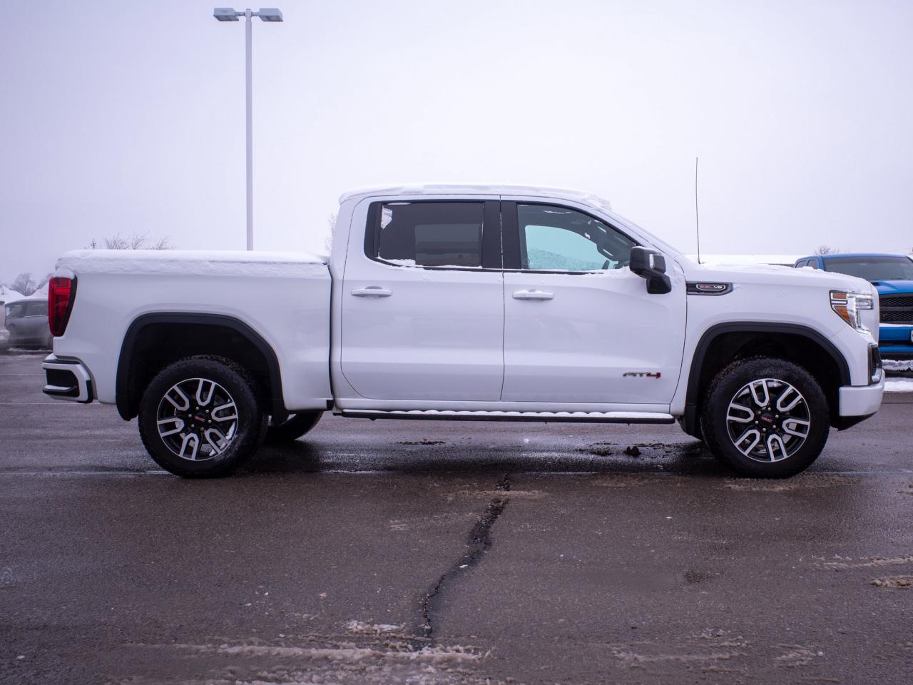 2022 GMC Sierra 1500 Limited AT4 - Heated and Cooled Front Seats Photo