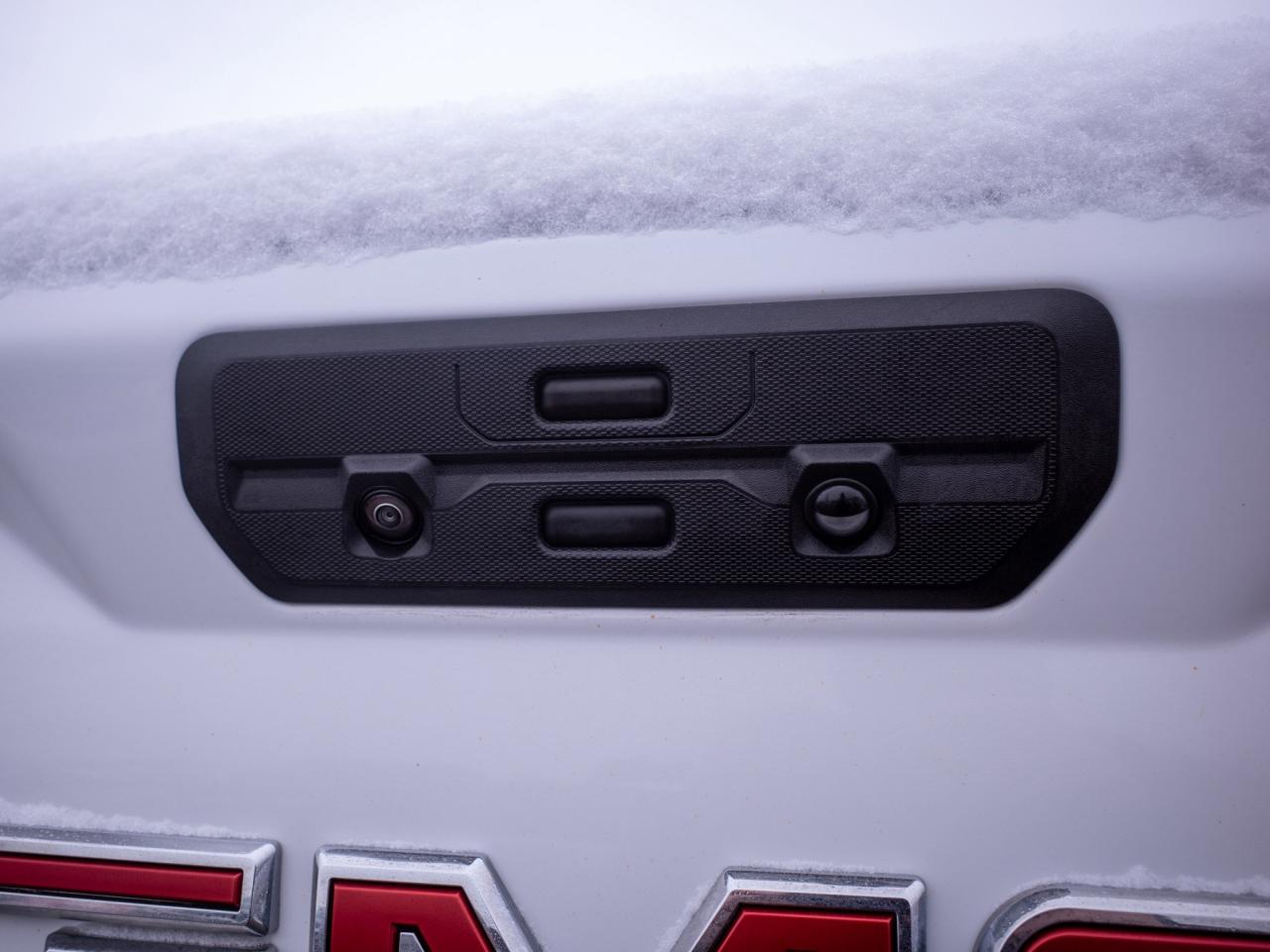 2022 GMC Sierra 1500 Limited AT4 - Heated and Cooled Front Seats Photo