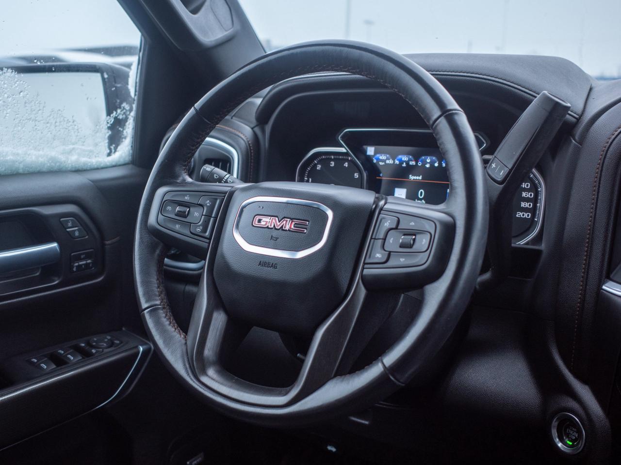 2022 GMC Sierra 1500 Limited AT4 - Heated and Cooled Front Seats Photo