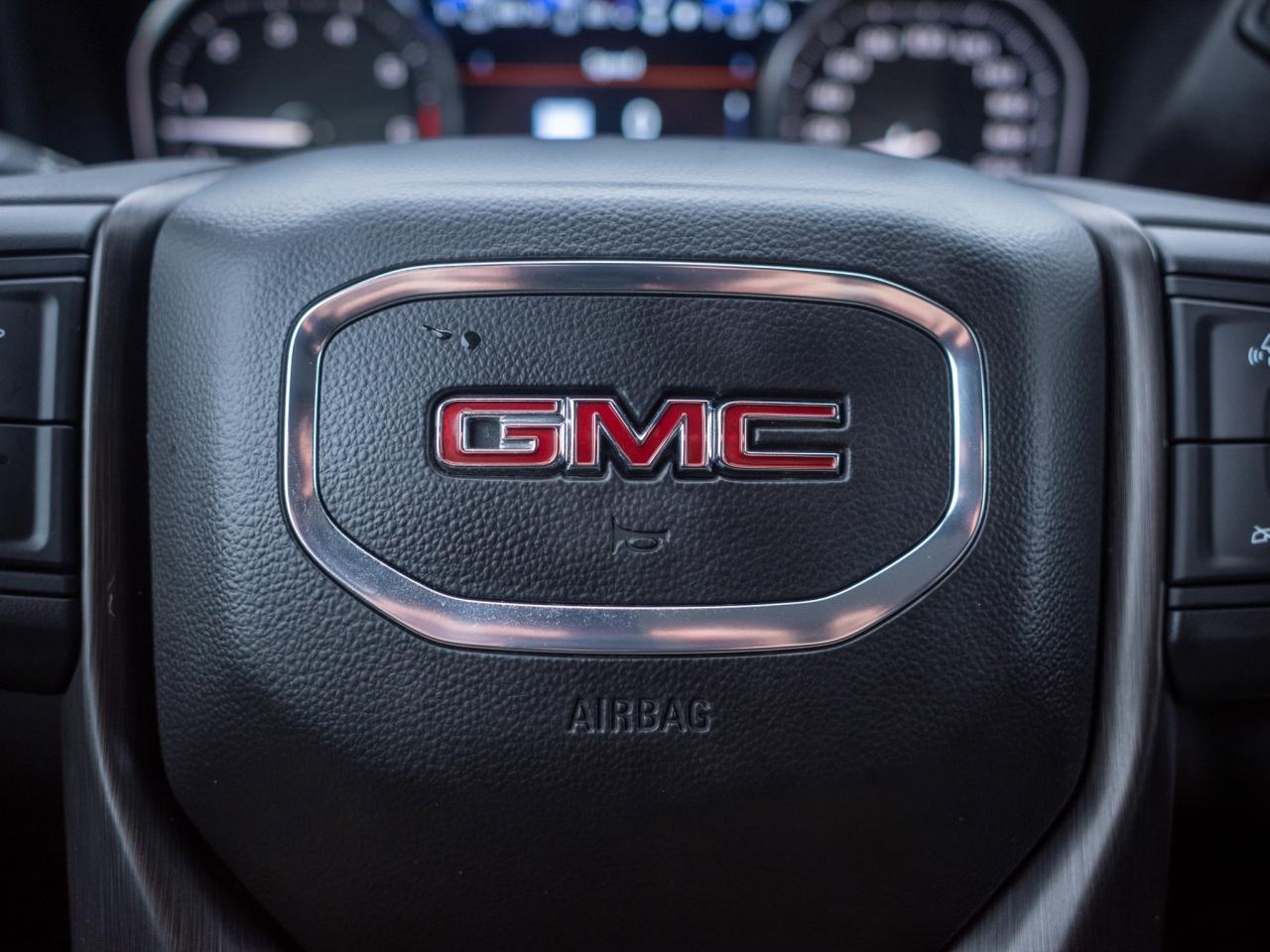 2022 GMC Sierra 1500 Limited AT4 - Heated and Cooled Front Seats Photo