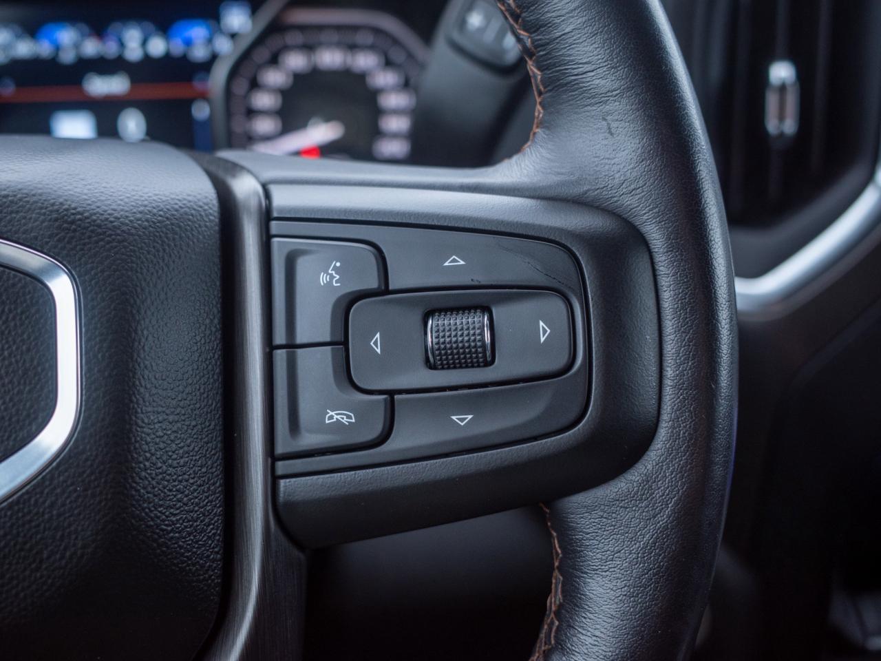 2022 GMC Sierra 1500 Limited AT4 - Heated and Cooled Front Seats Photo