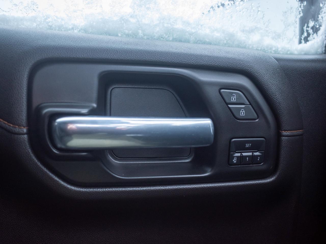 2022 GMC Sierra 1500 Limited AT4 - Heated and Cooled Front Seats Photo