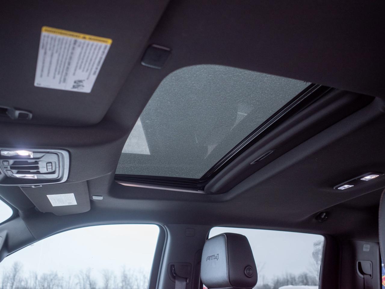 2022 GMC Sierra 1500 Limited AT4 - Heated and Cooled Front Seats Photo