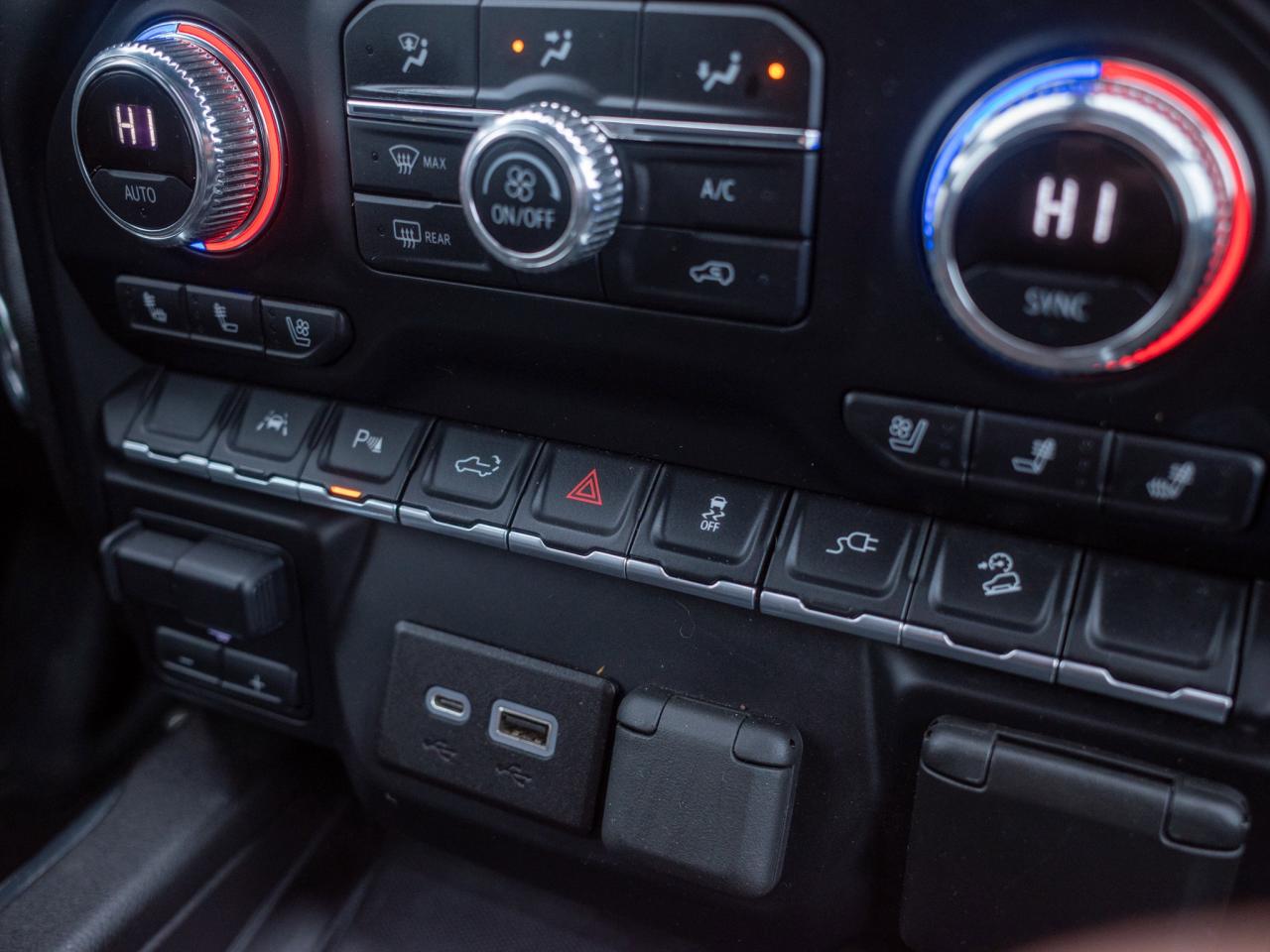 2022 GMC Sierra 1500 Limited AT4 - Heated and Cooled Front Seats Photo