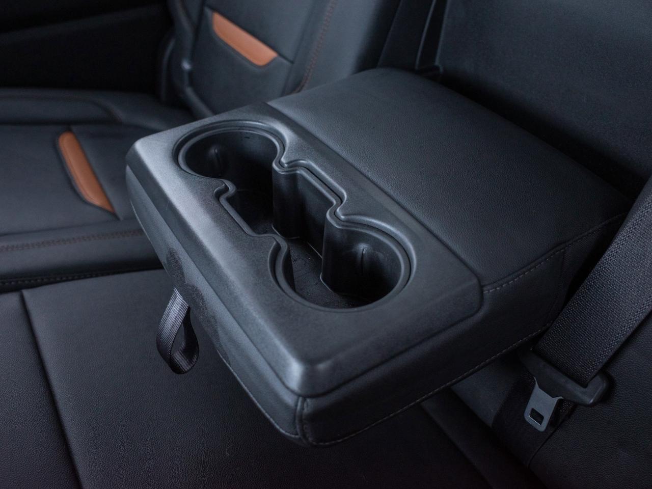 2022 GMC Sierra 1500 Limited AT4 - Heated and Cooled Front Seats Photo
