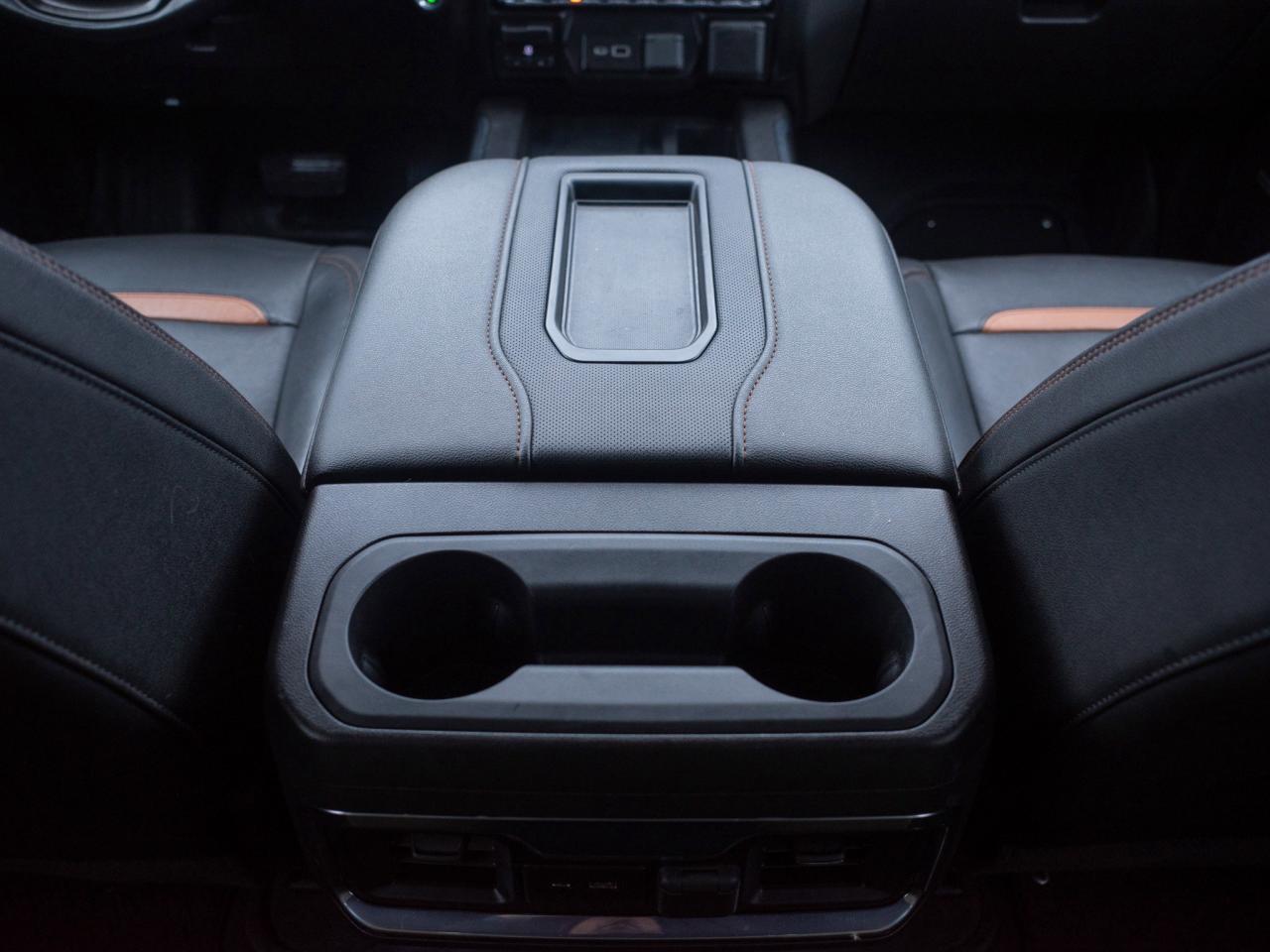 2022 GMC Sierra 1500 Limited AT4 - Heated and Cooled Front Seats Photo