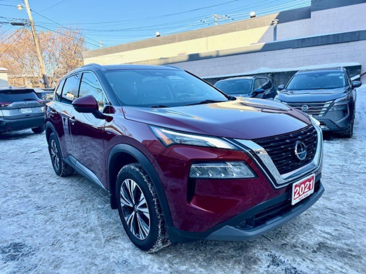 2021 Nissan Rogue SV PREMIUM, AWD, PRO-PILOT, MOONROOF, LEATHERETTE Photo2