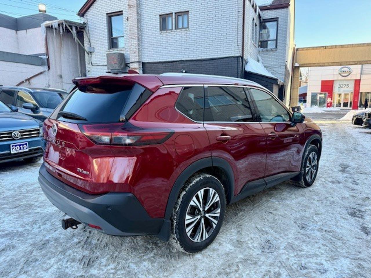 2021 Nissan Rogue SV PREMIUM, AWD, PRO-PILOT, MOONROOF, LEATHERETTE Photo4