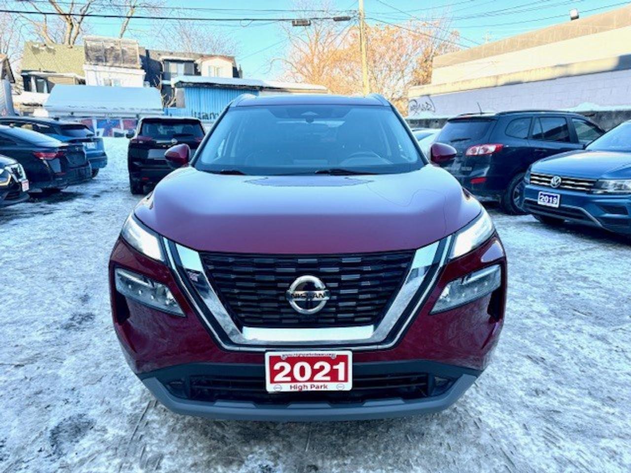 2021 Nissan Rogue SV PREMIUM, AWD, PRO-PILOT, MOONROOF, LEATHERETTE Photo