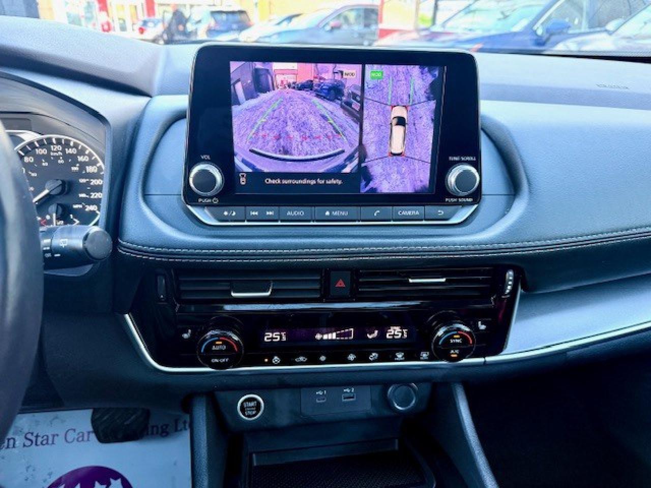 2021 Nissan Rogue SV PREMIUM, AWD, PRO-PILOT, MOONROOF, LEATHERETTE Photo