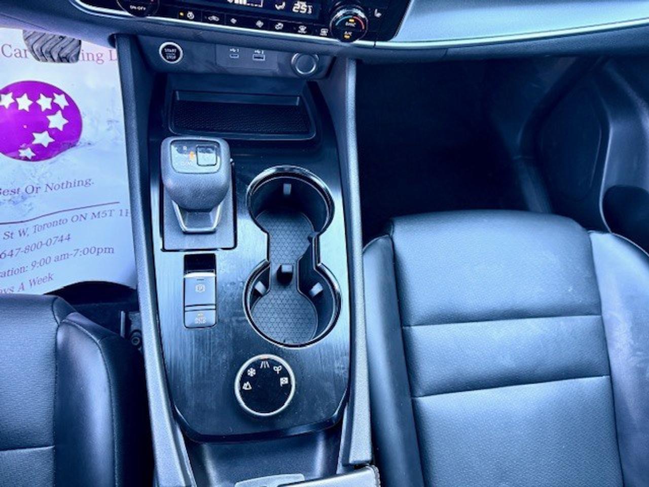 2021 Nissan Rogue SV PREMIUM, AWD, PRO-PILOT, MOONROOF, LEATHERETTE Photo