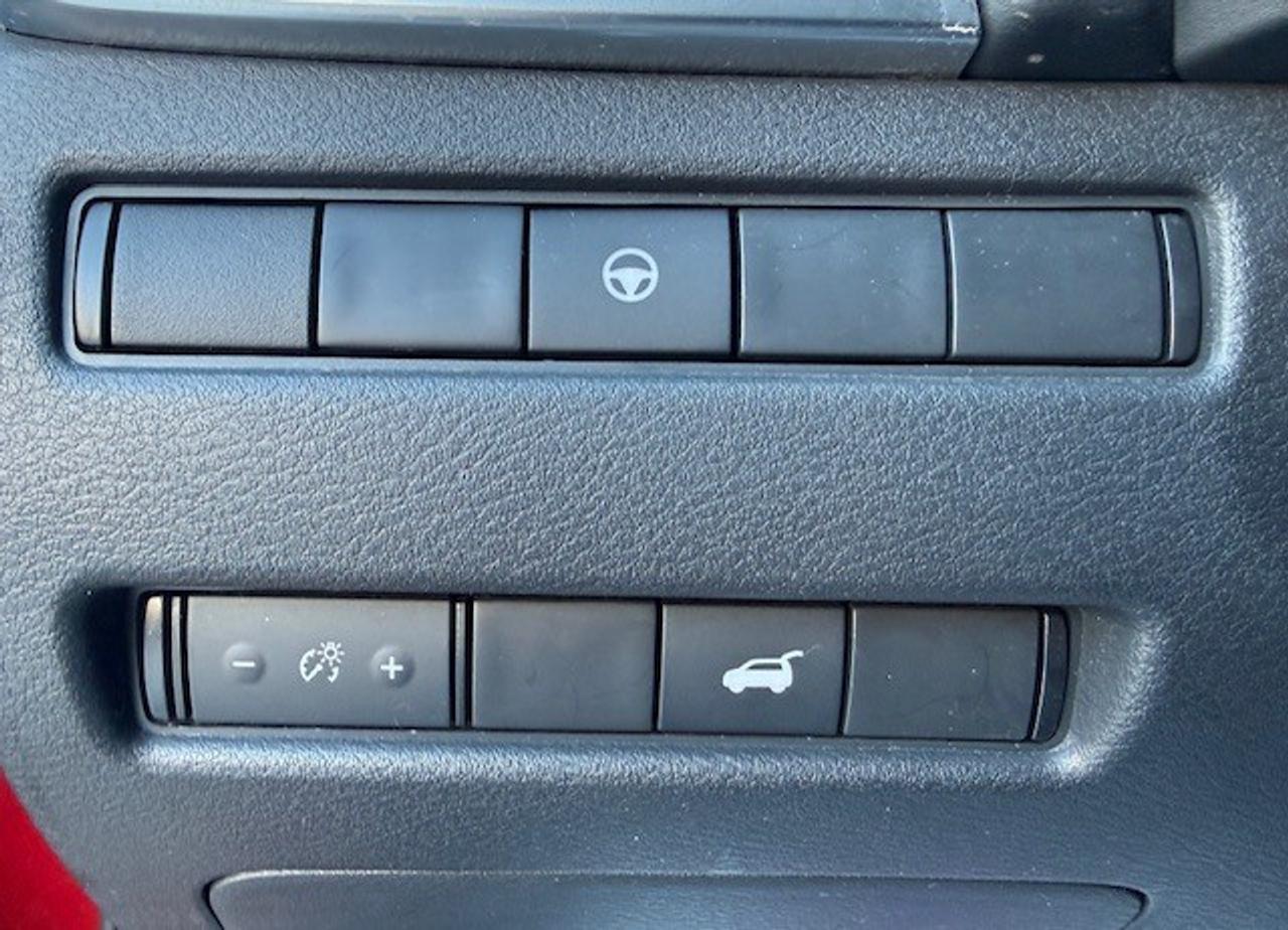 2021 Nissan Rogue SV PREMIUM, AWD, PRO-PILOT, MOONROOF, LEATHERETTE Photo