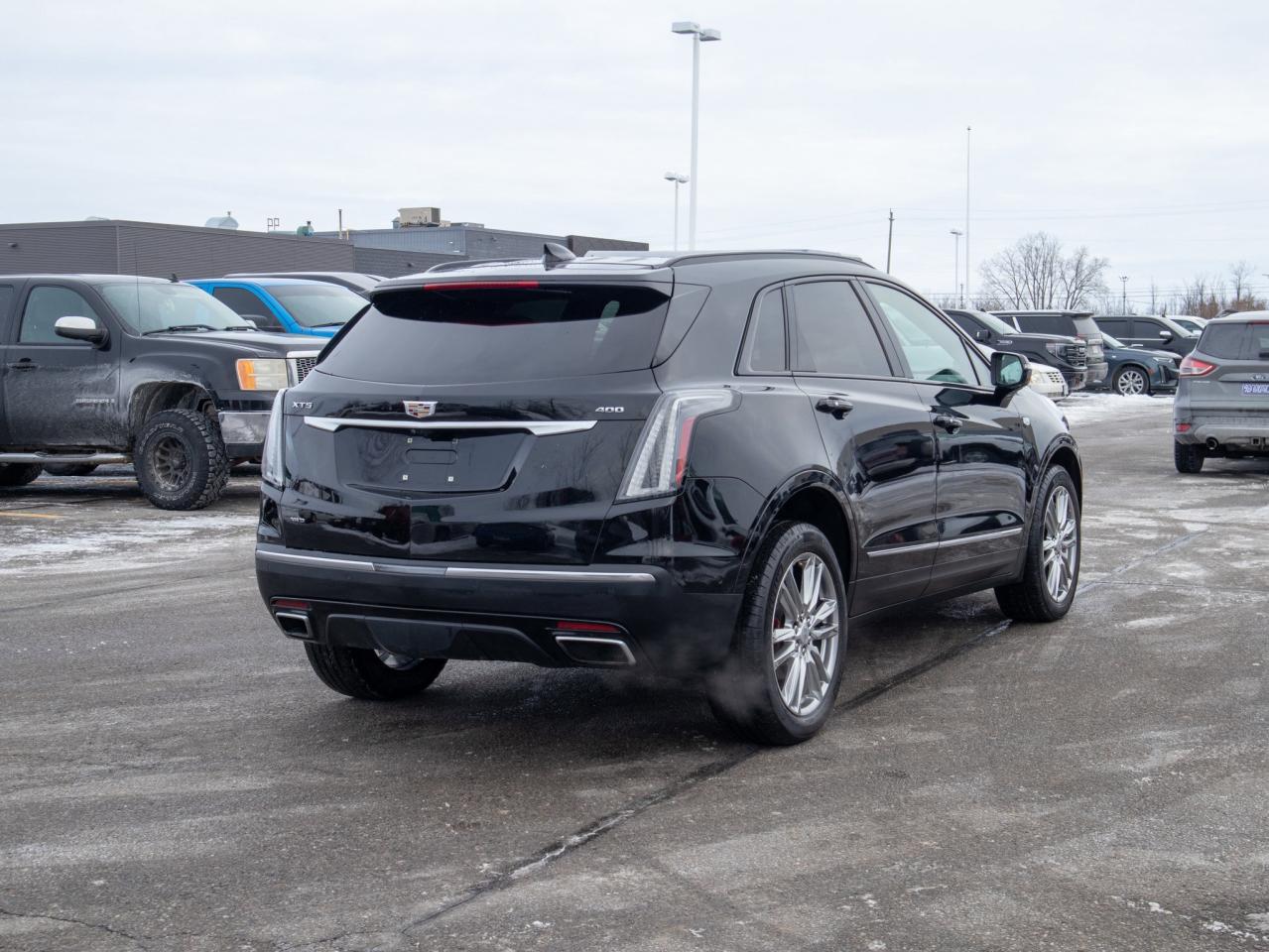 2023 Cadillac XT5 AWD Sport Photo