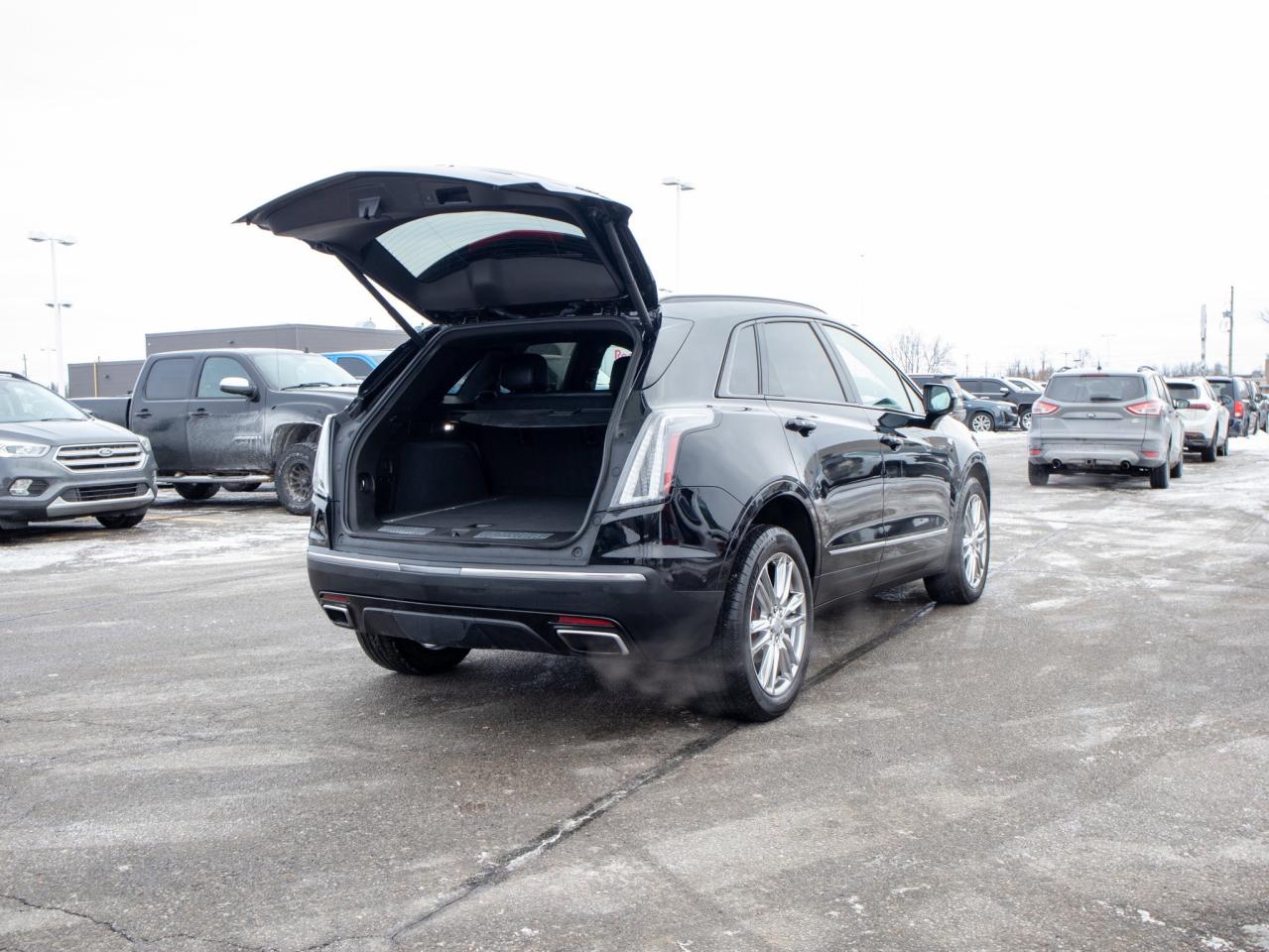 2023 Cadillac XT5 AWD Sport Photo