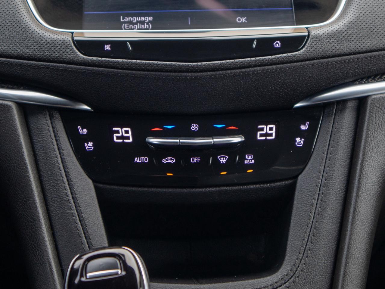 2023 Cadillac XT5 AWD Sport Photo