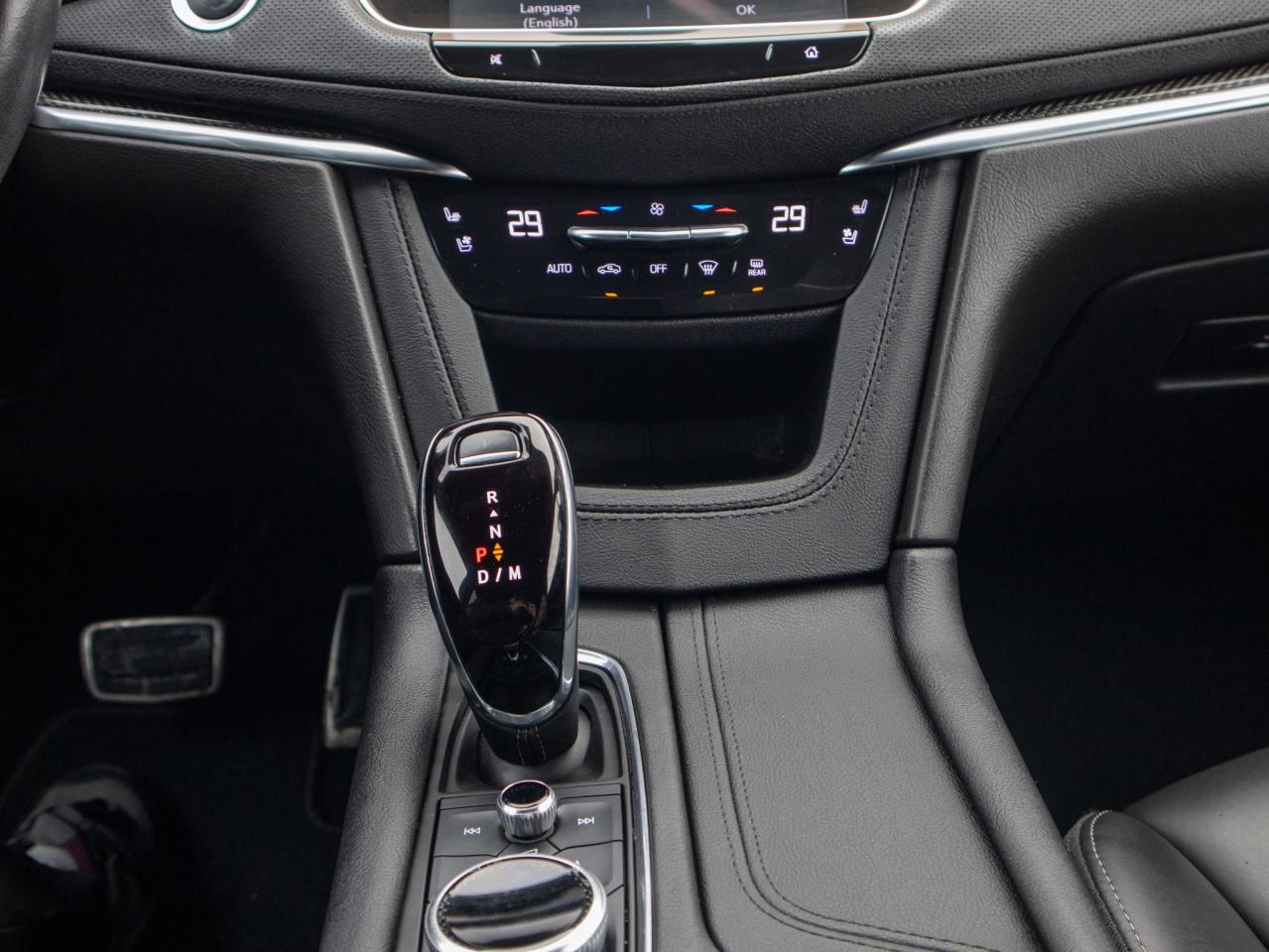 2023 Cadillac XT5 AWD Sport Photo